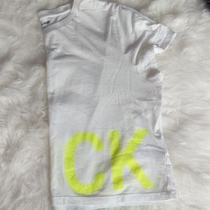 CK crop top